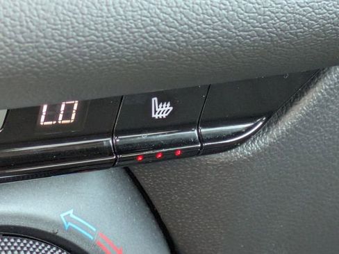 Used 2022 Chevrolet Blazer LT image 26