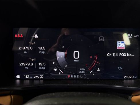 Used 2025 GMC Canyon AT4 AWD/4WD image 17