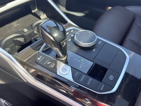 Used 2019 BMW 330i xDrive Sedan w/ Premium Package AWD/4WD image 12