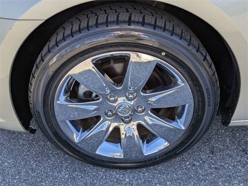 Used 2013 Buick LaCrosse Premium w/ Driver Confidence Package image 12