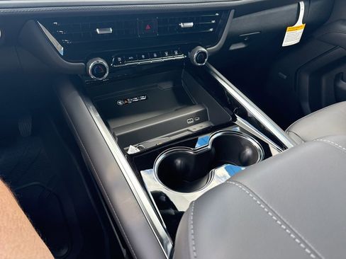 New 2026 Chevrolet Tahoe LT w/ Comfort Package image 18