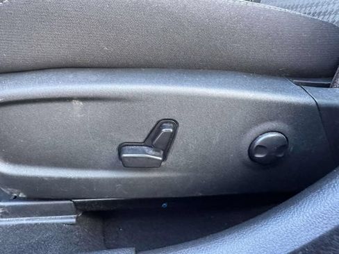 Used 2023 Dodge Charger SXT RWD image 25