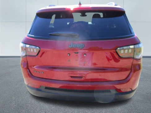 New 2026 Jeep Compass Latitude image 8