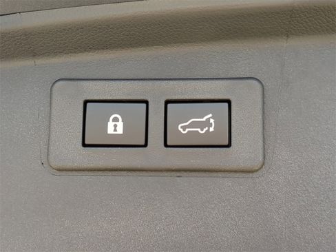 Certified 2025 Subaru Outback Touring XT image 10