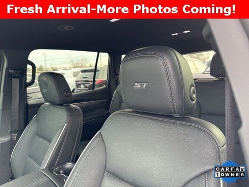 Used 2025 Buick Enclave Sport Touring w/ Trailering Package, 5000 lbs. image 11