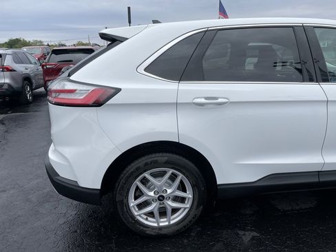 Used 2023 Ford Edge SEL image 28