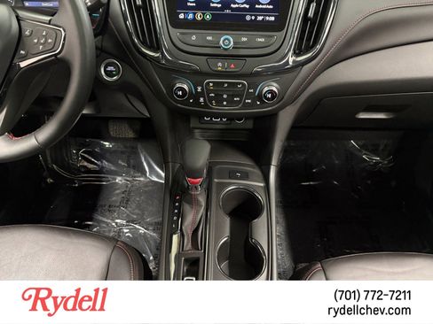 Used 2024 Chevrolet Equinox RS w/ RS Leather Package AWD/4WD image 15