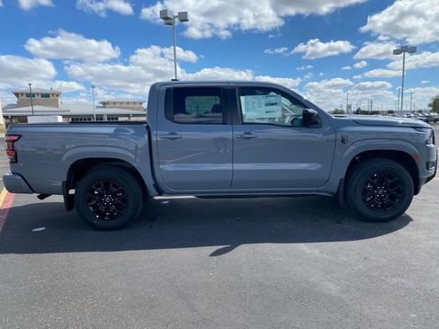 New 2026 Nissan Frontier SV w/ SV Convenience Package image 7
