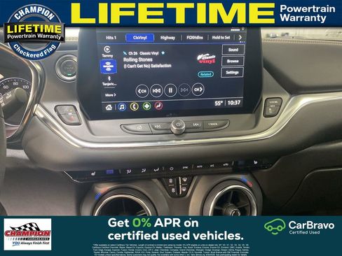 Used 2025 Chevrolet Blazer LT FWD image 13