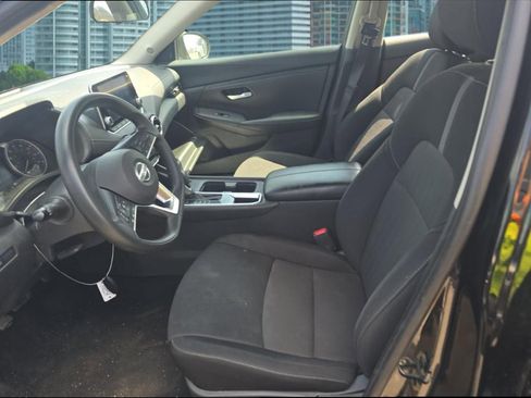 Used 2023 Nissan Sentra SV FWD image 18