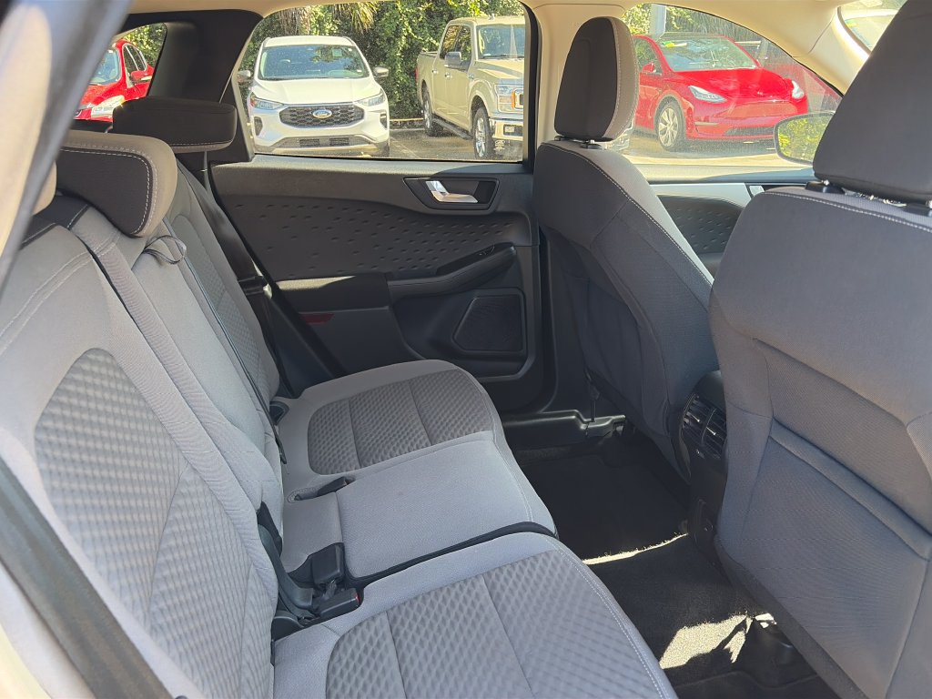 Certified 2020 Ford Escape SE FWD image 30