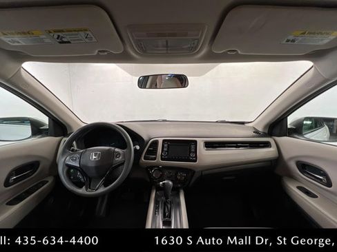 Used 2016 Honda HR-V LX image 9