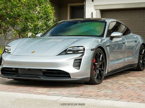 Used 2024 Porsche Taycan GTS image 14