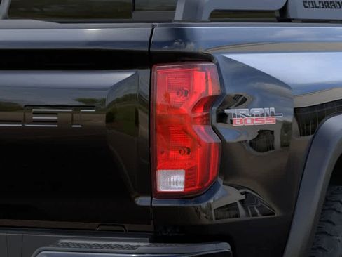 New 2026 Chevrolet Colorado Trail Boss AWD/4WD image 11