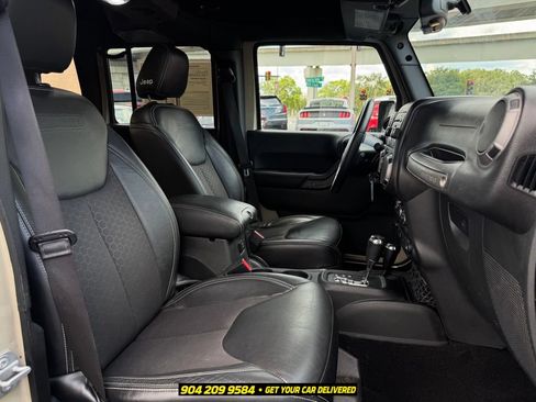 Used 2017 Jeep Wrangler Unlimited Sport AWD/4WD image 35