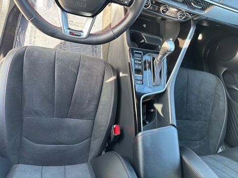 Used 2025 Acura ADX A-Spec image 15