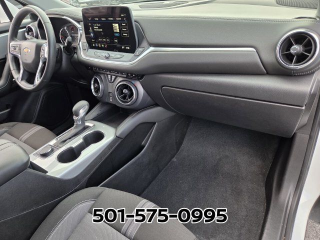 Used 2024 Chevrolet Blazer LT FWD image 17