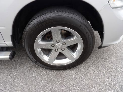 Used 2017 RAM 1500 Express image 13