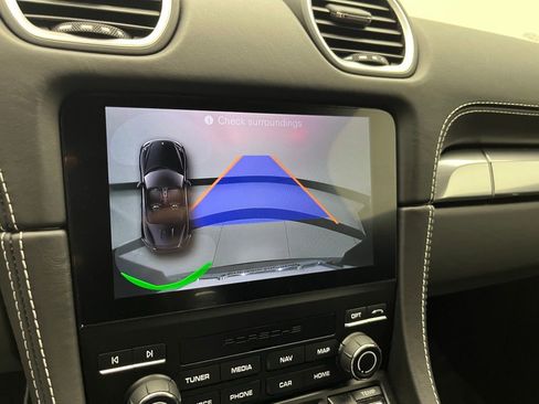 Used 2024 Porsche 718 Boxster GTS image 18