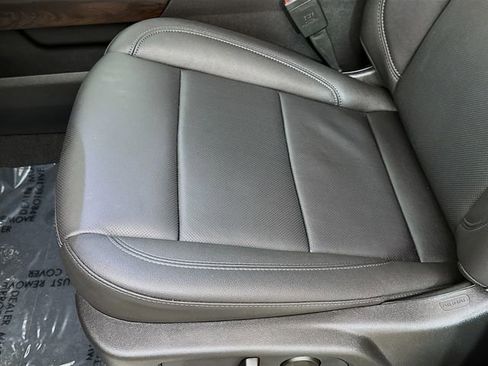 Used 2026 GMC Sierra 1500 SLT w/ SLT Premium Plus Package image 20