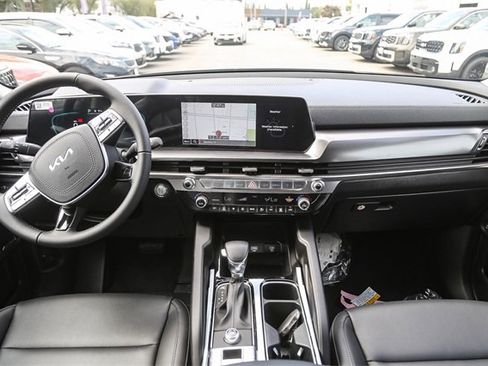 New 2025 Kia Telluride LX image 14