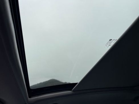 Used 2023 Chevrolet Malibu LT image 22