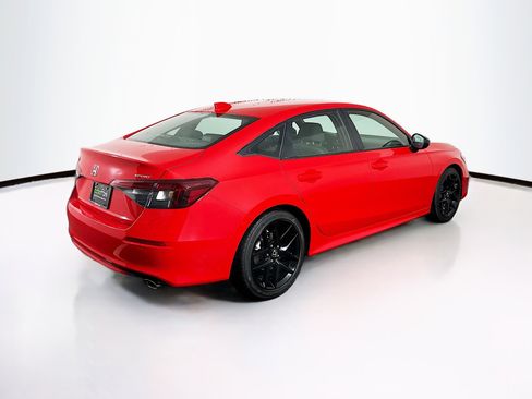 Used 2025 Honda Civic Sport image 9