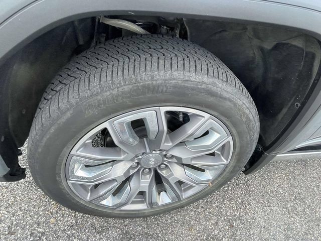Used 2024 GMC Sierra 1500 Denali w/ Denali Reserve Package AWD/4WD image 11