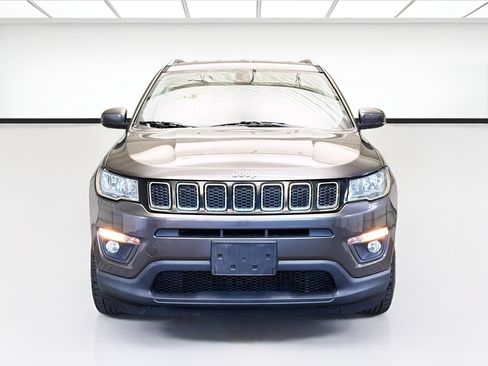 Used 2018 Jeep Compass Latitude w/ Popular Equipment Group image 2