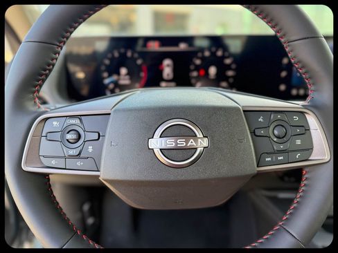 New 2026 Nissan Sentra SR FWD image 41