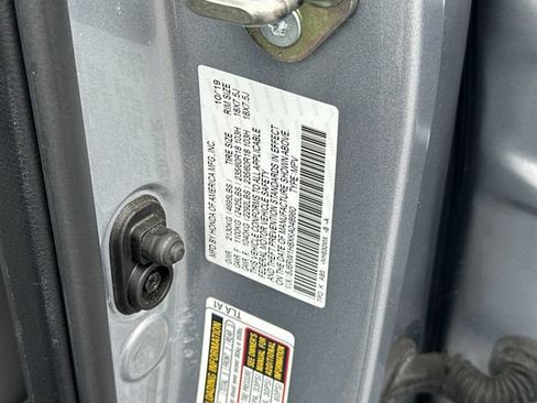 Used 2019 Honda CR-V EX-L image 28