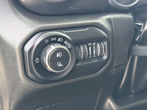 Used 2022 Jeep Gladiator Sport AWD/4WD image 23