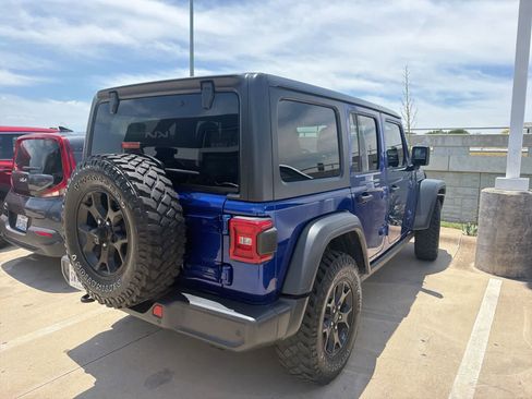 Used 2020 Jeep Wrangler Unlimited Sport AWD/4WD image 3