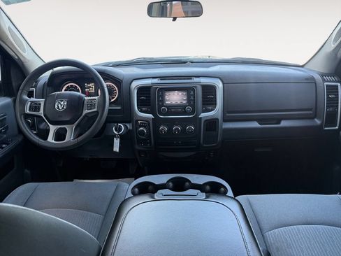 Used 2019 RAM 1500 Big Horn AWD/4WD image 10