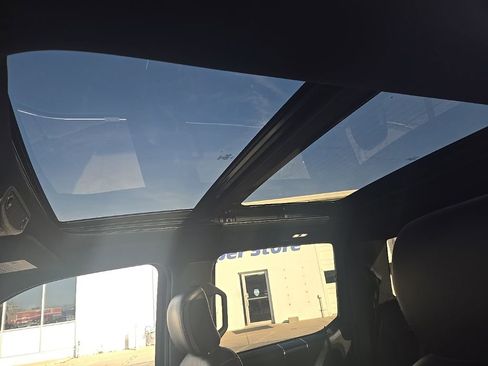 Used 2019 Ford F150 Platinum w/ Equipment Group 701A Luxury image 25