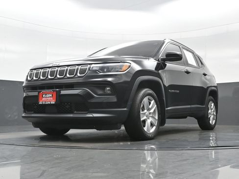 Used 2022 Jeep Compass Latitude AWD/4WD image 24