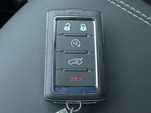 New 2025 Jeep Grand Cherokee L Overland w/ Advanced Protech Group III image 25