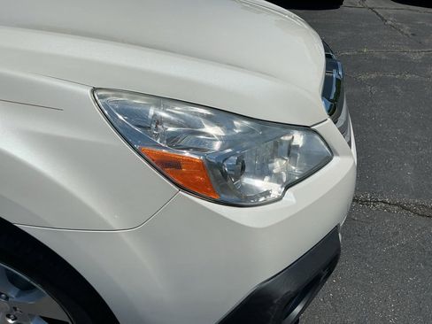 Used 2014 Subaru Outback 2.5i Limited w/ Moonroof Package AWD/4WD image 28