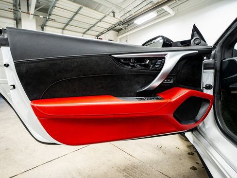 Used 2017 Acura NSX image 35