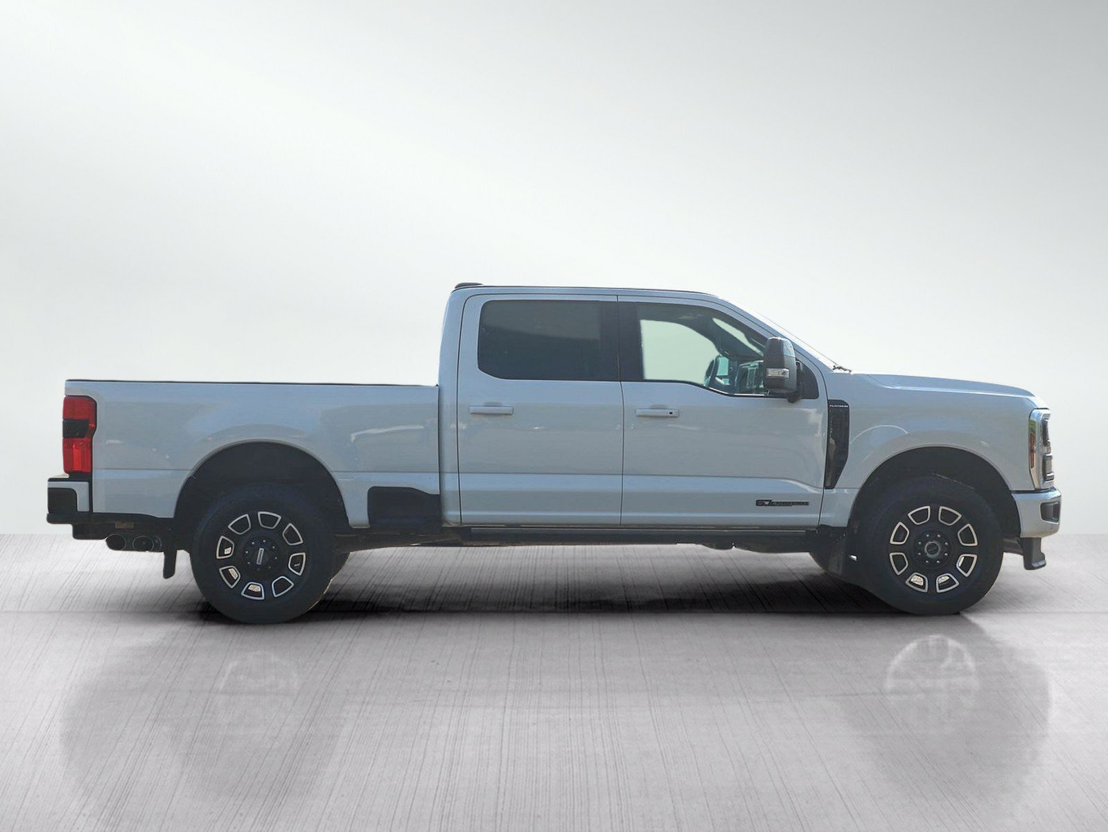 Used 2025 Ford F350 Platinum AWD/4WD image 7