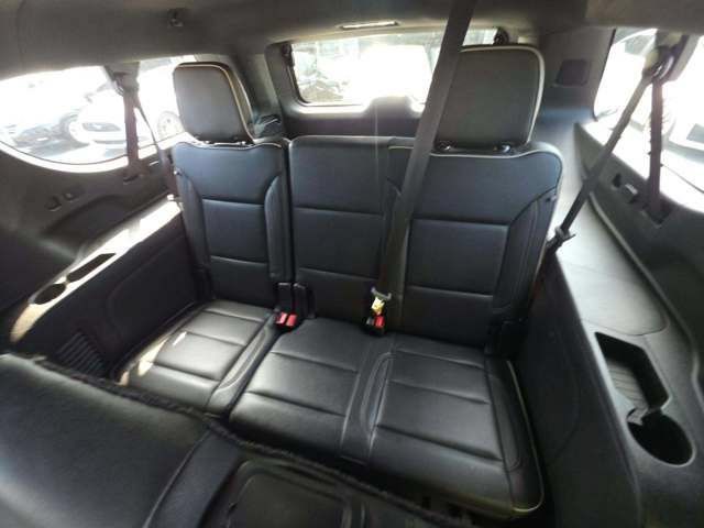 Used 2021 GMC Yukon XL SLT AWD/4WD image 9