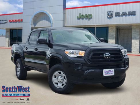 Used 2023 Toyota Tacoma SR AWD/4WD image 1
