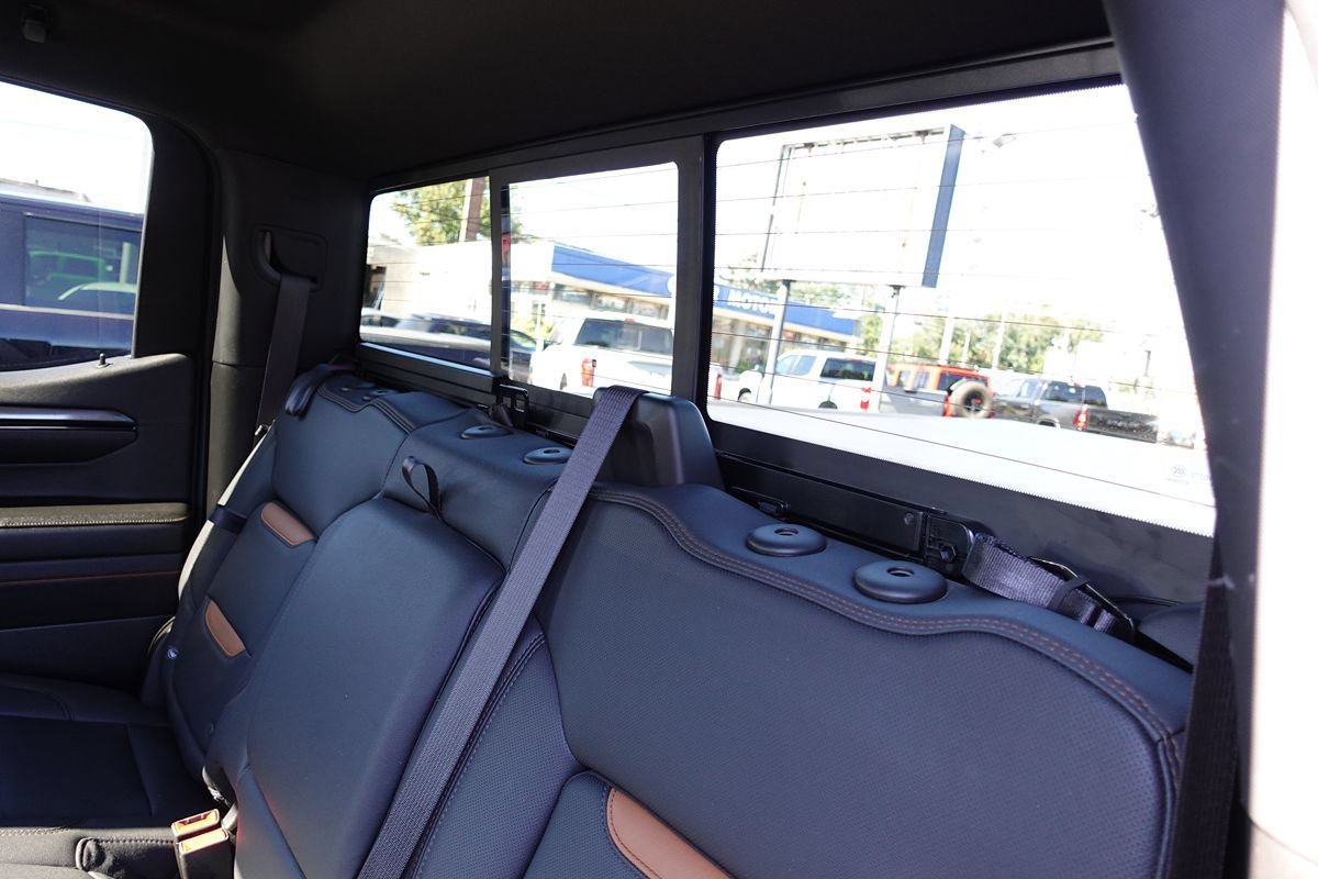 Used 2023 GMC Sierra 1500 AT4 w/ AT4 Preferred Package AWD/4WD image 29