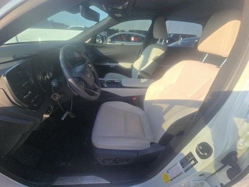 Used 2024 Lexus RX 350 Premium w/ Cold Area Package image 4