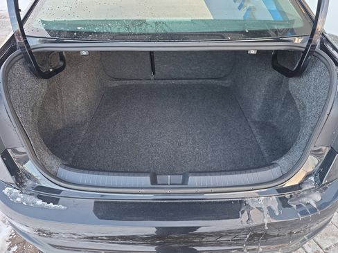 Used 2024 Volkswagen Jetta SE image 37