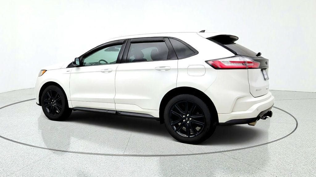 Used 2020 Ford Edge ST-Line w/ Cold Weather Package AWD/4WD image 7