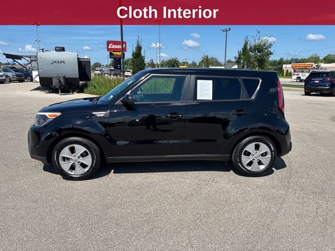 Used 2014 Kia Soul FWD image 2