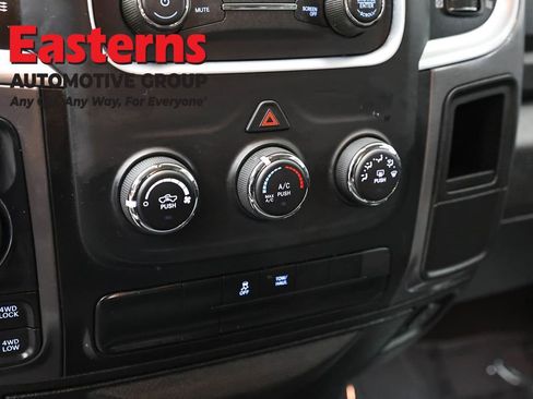 Used 2024 RAM 1500 Classic SLT AWD/4WD image 19