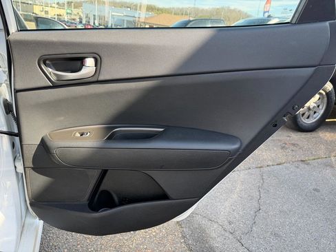 Used 2019 Kia Optima LX image 22