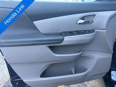 Used 2016 Honda Odyssey EX-L image 25